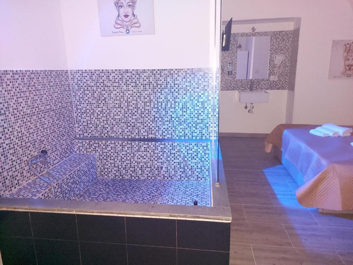 Moro Rooms Catania Bagian luar foto