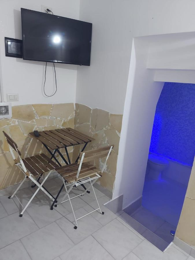 Moro Rooms Catania Bagian luar foto